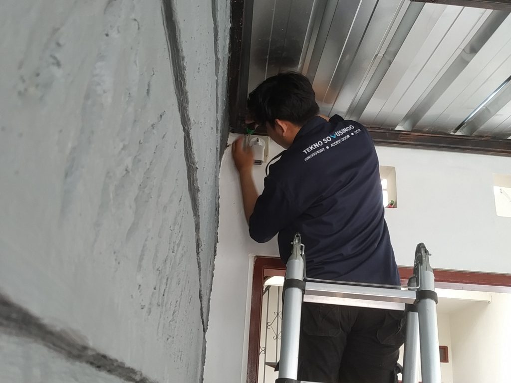 teknisi instalasi cctv bekasi